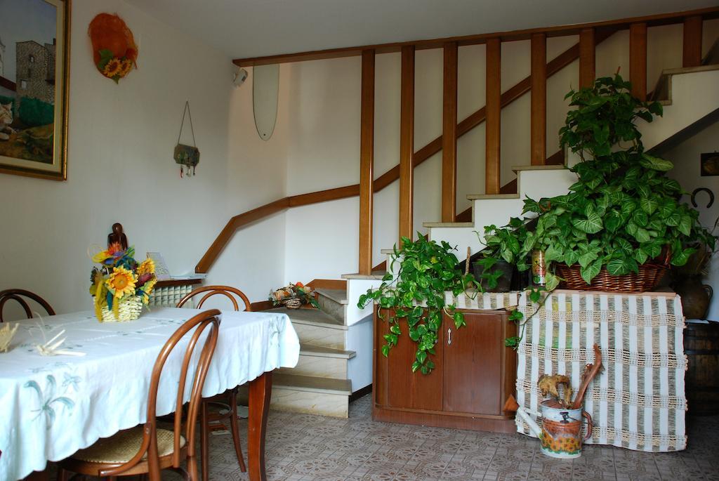 Bed And Breakfast Il Girasole Lamporecchio Kültér fotó